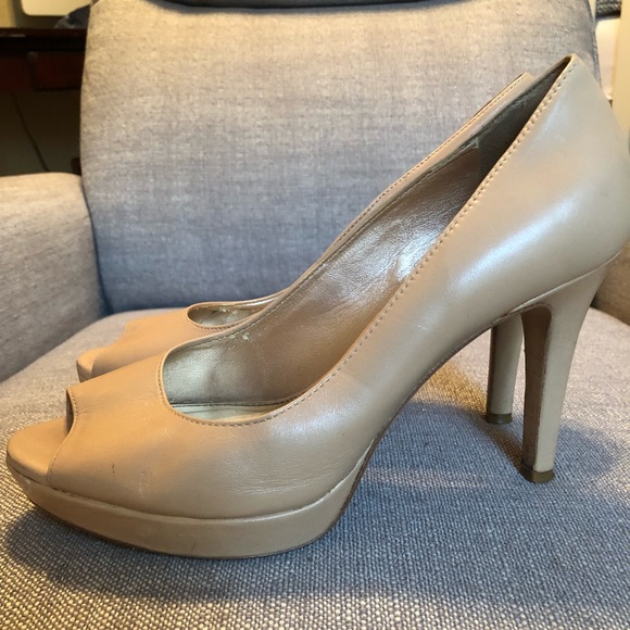 antonio melani nude heels